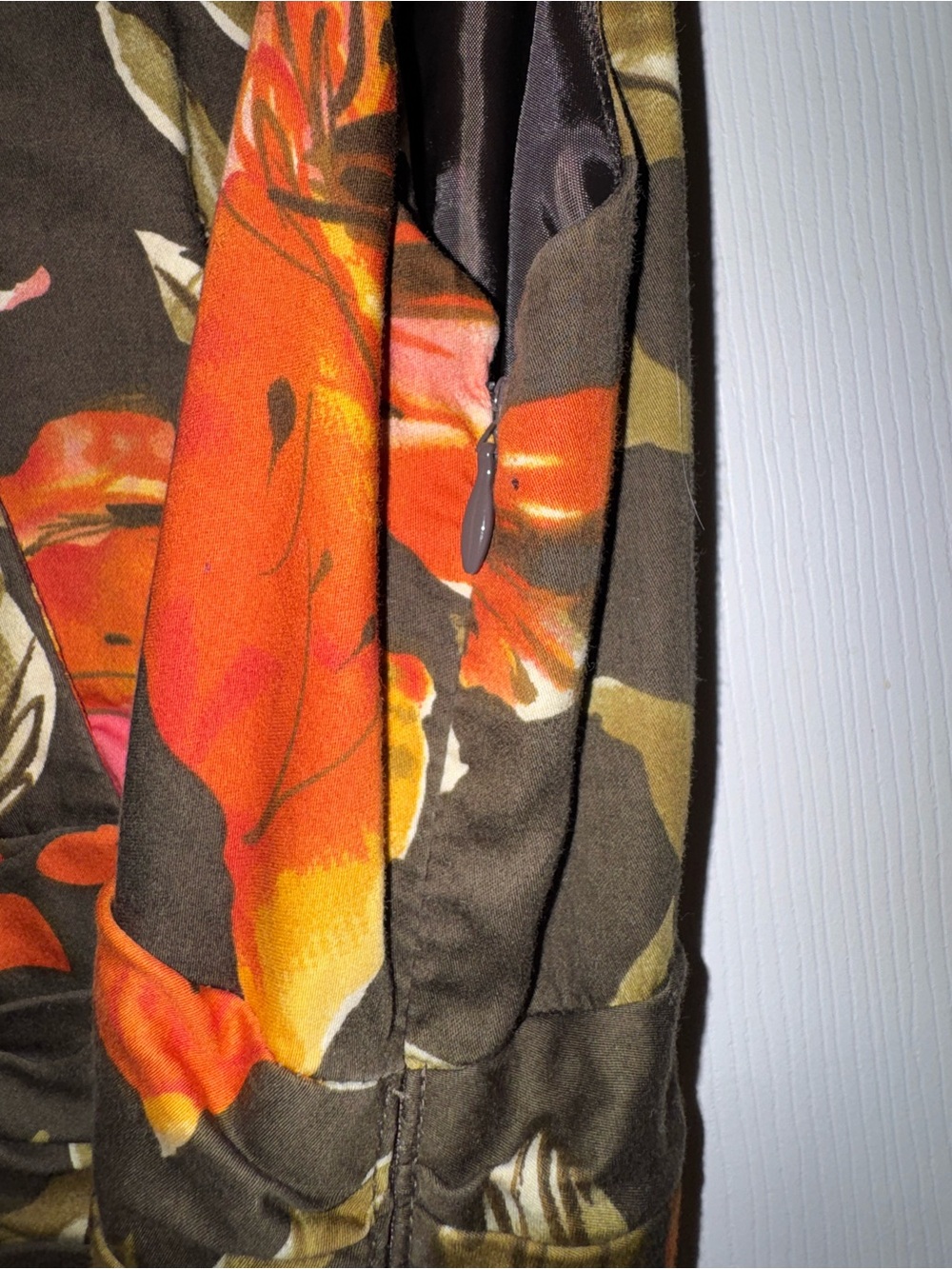 Liz Claiborne Floral Midi Dress Ruched Waist Fit & Flare Size 8 - Picture 5 of 9